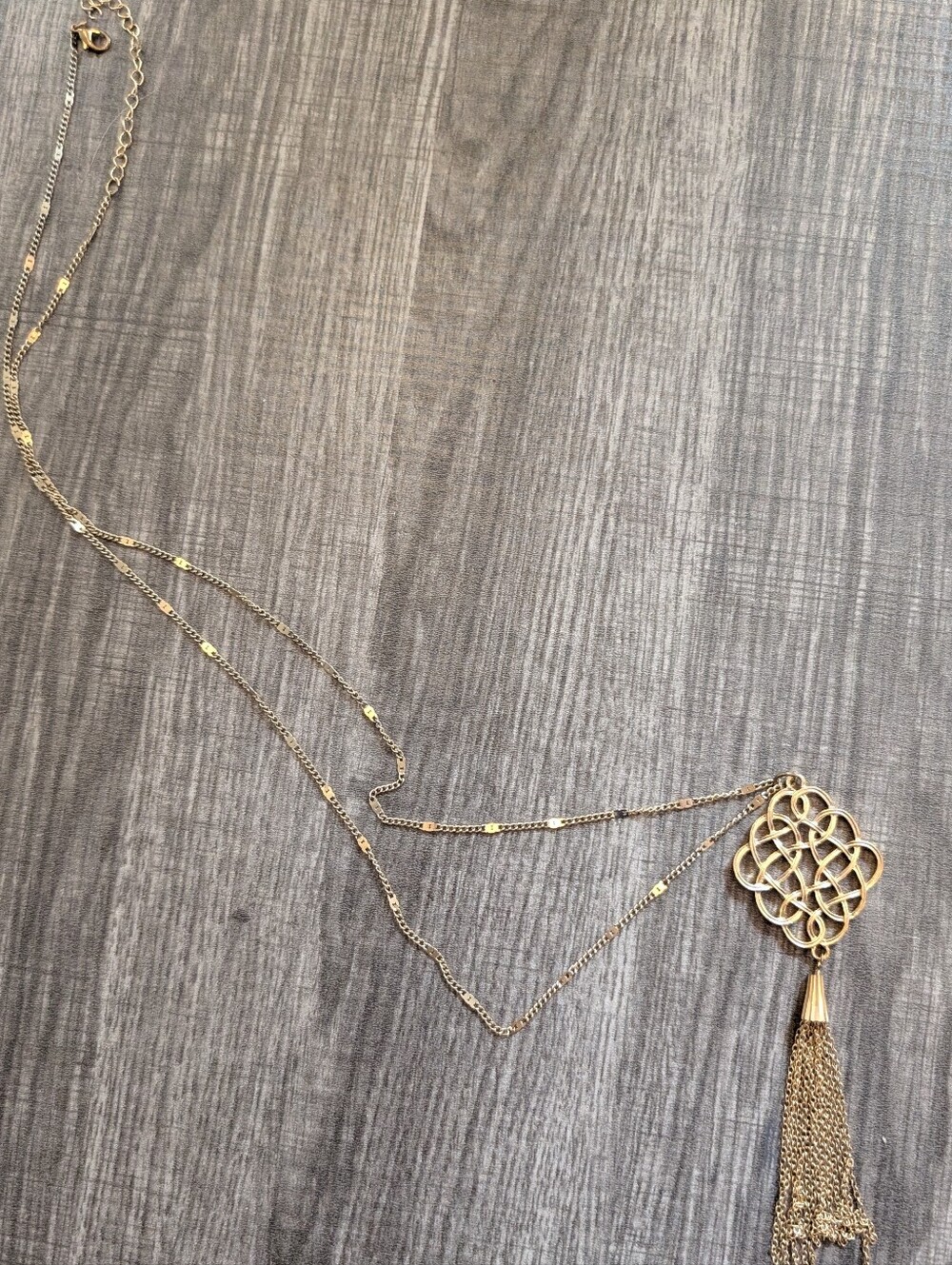 Gold Knot Tassel Pendant Necklace - Elegant Layered Women’s Jewelry